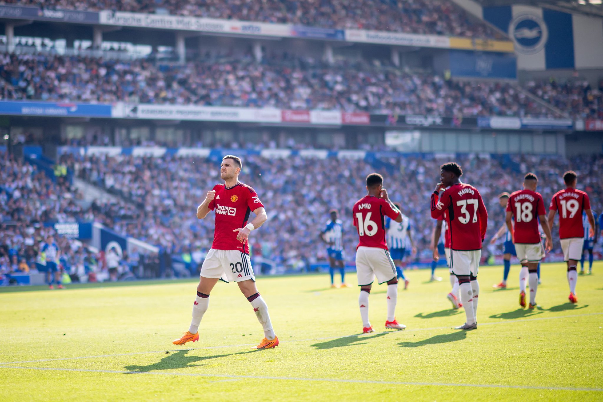 莱昂纳德伤 莱昂纳德伤